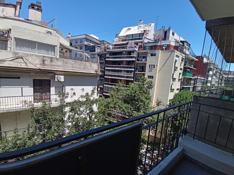 Espectacular Monoambiente Con Balcon Al Frente