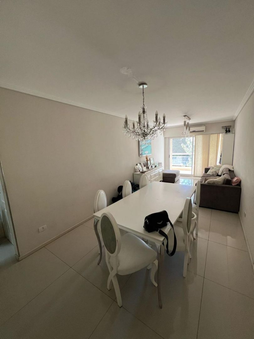 Departamento en venta de 4 ambientes en Caballito norte